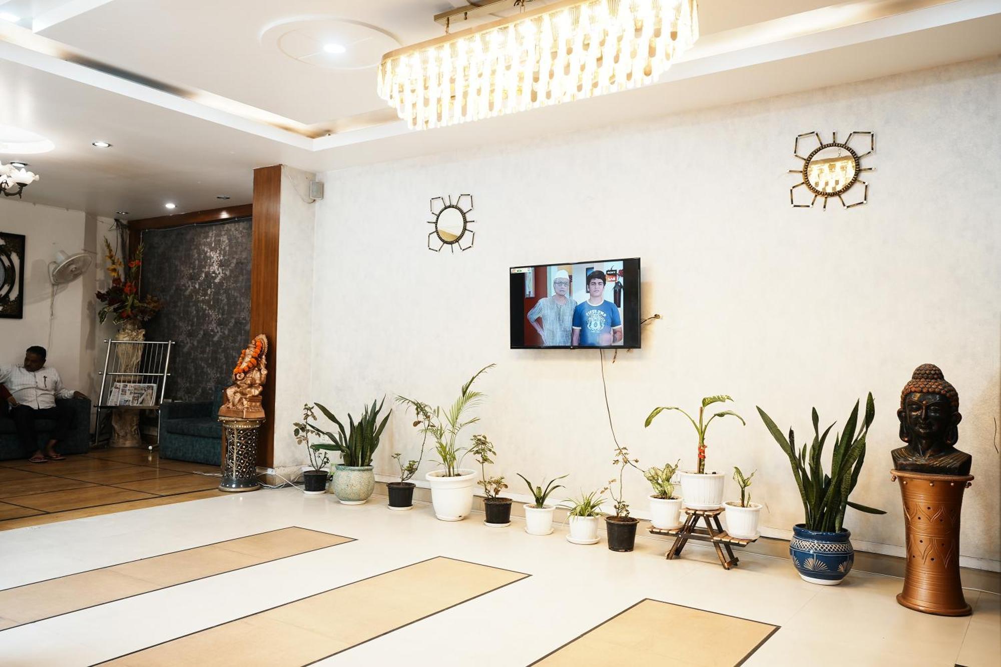 Hotel Om Paradise Near Igi Delhi Airport New Delhi Exterior foto