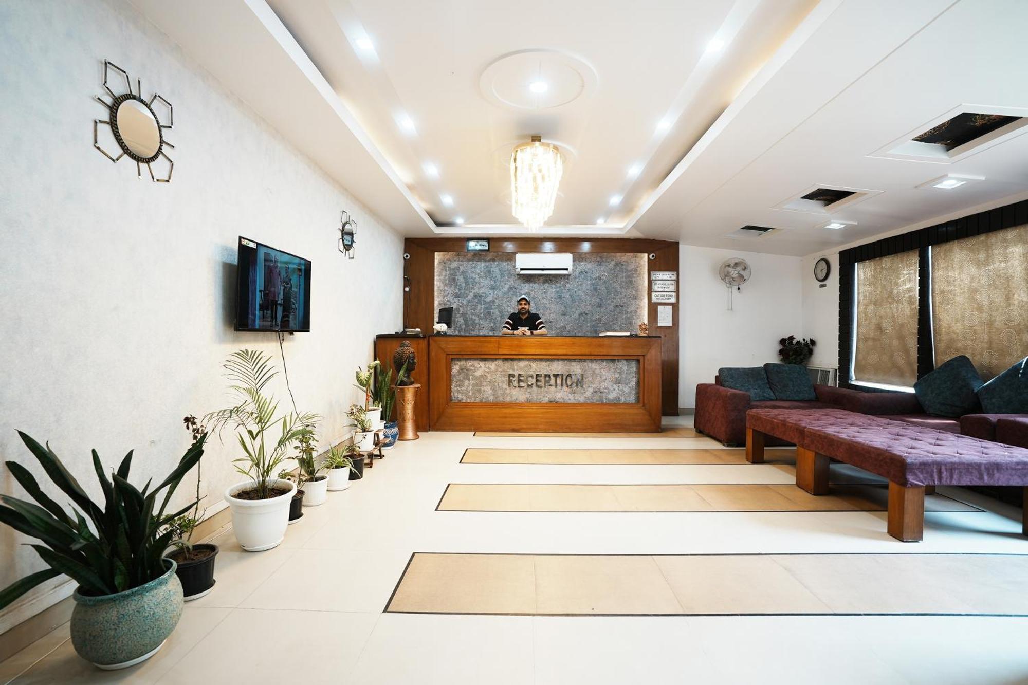 Hotel Om Paradise Near Igi Delhi Airport New Delhi Exterior foto