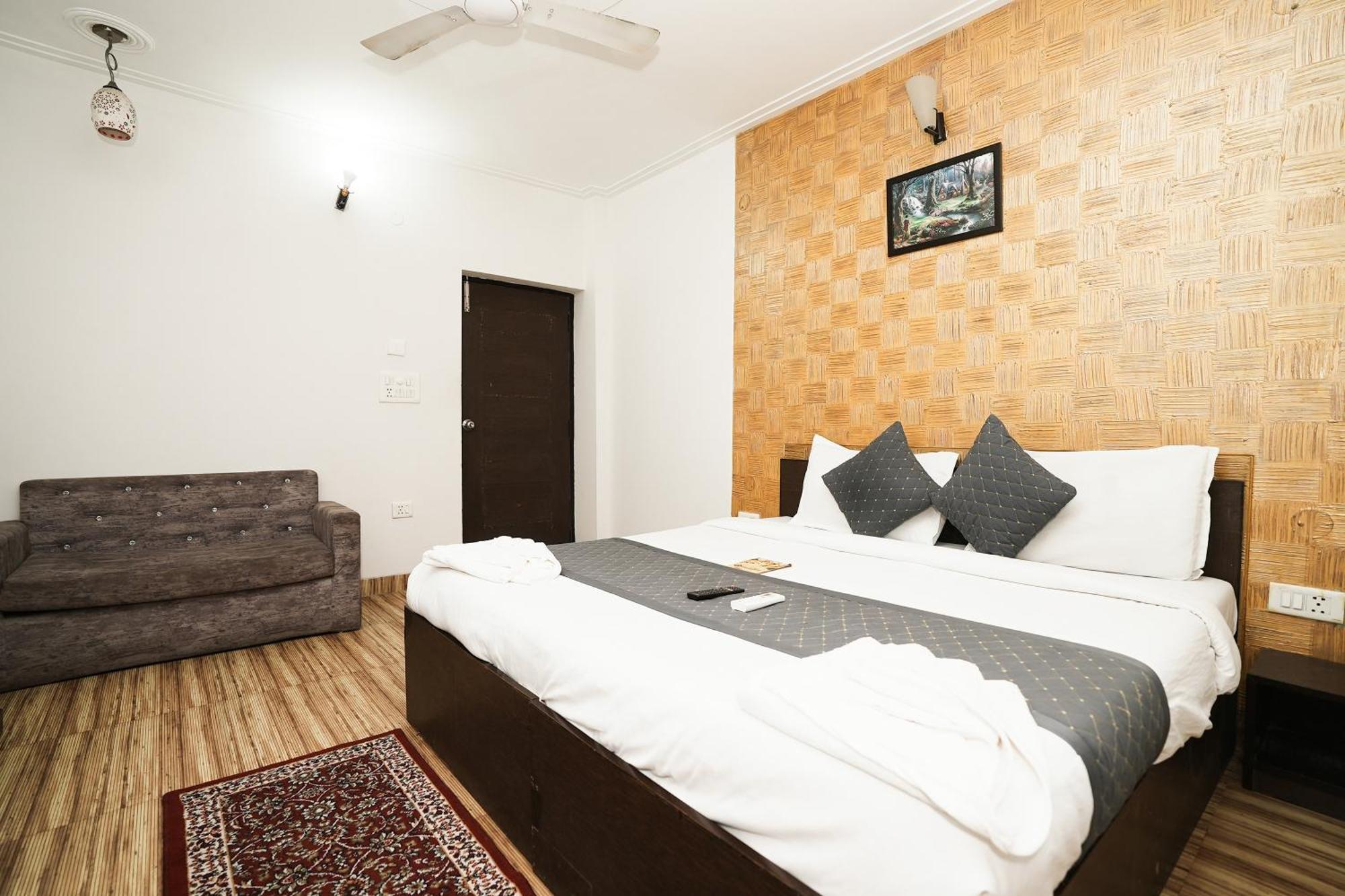 Hotel Om Paradise Near Igi Delhi Airport New Delhi Exterior foto